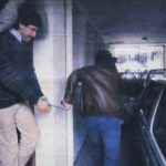 Primera fotografía de Txomin, el jefe militar de ETA, tras su detención, una de las grandes exclusivas del fotógrafo, cuando trabajaba como periodista antes de su enfermedad. JUAN TORRE.